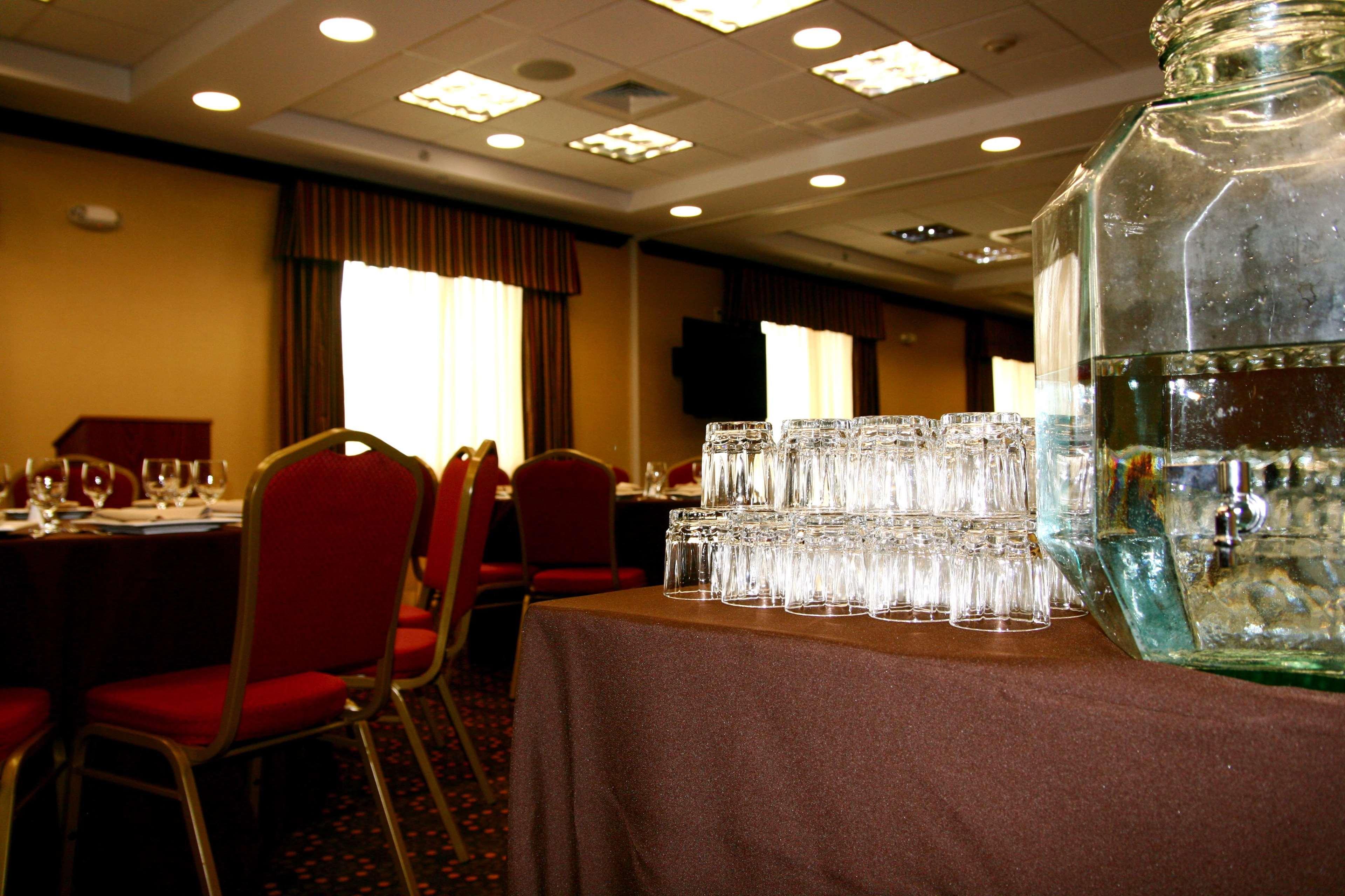 Hampton Inn & Suites Folsom Restaurant billede