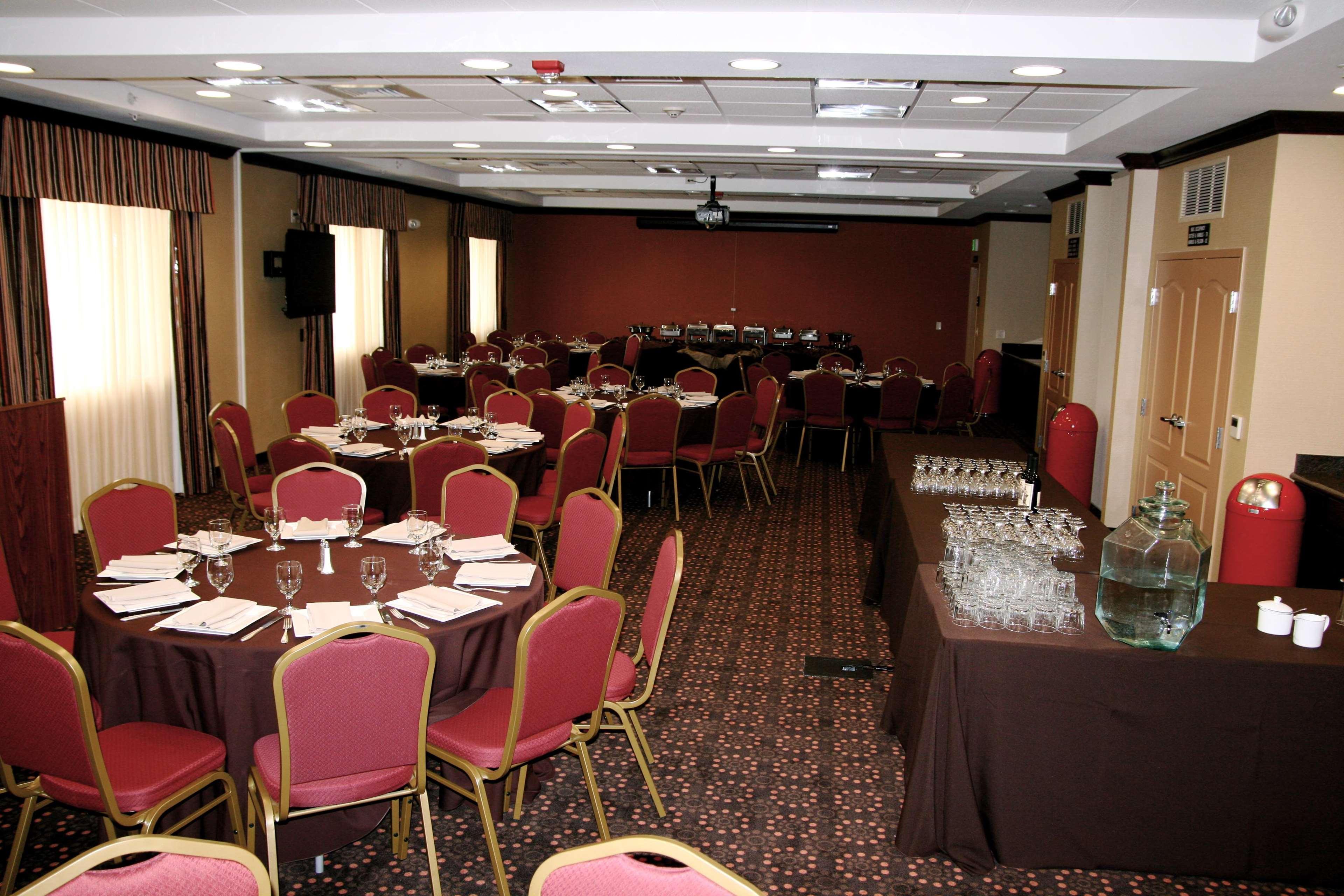 Hampton Inn & Suites Folsom Restaurant billede