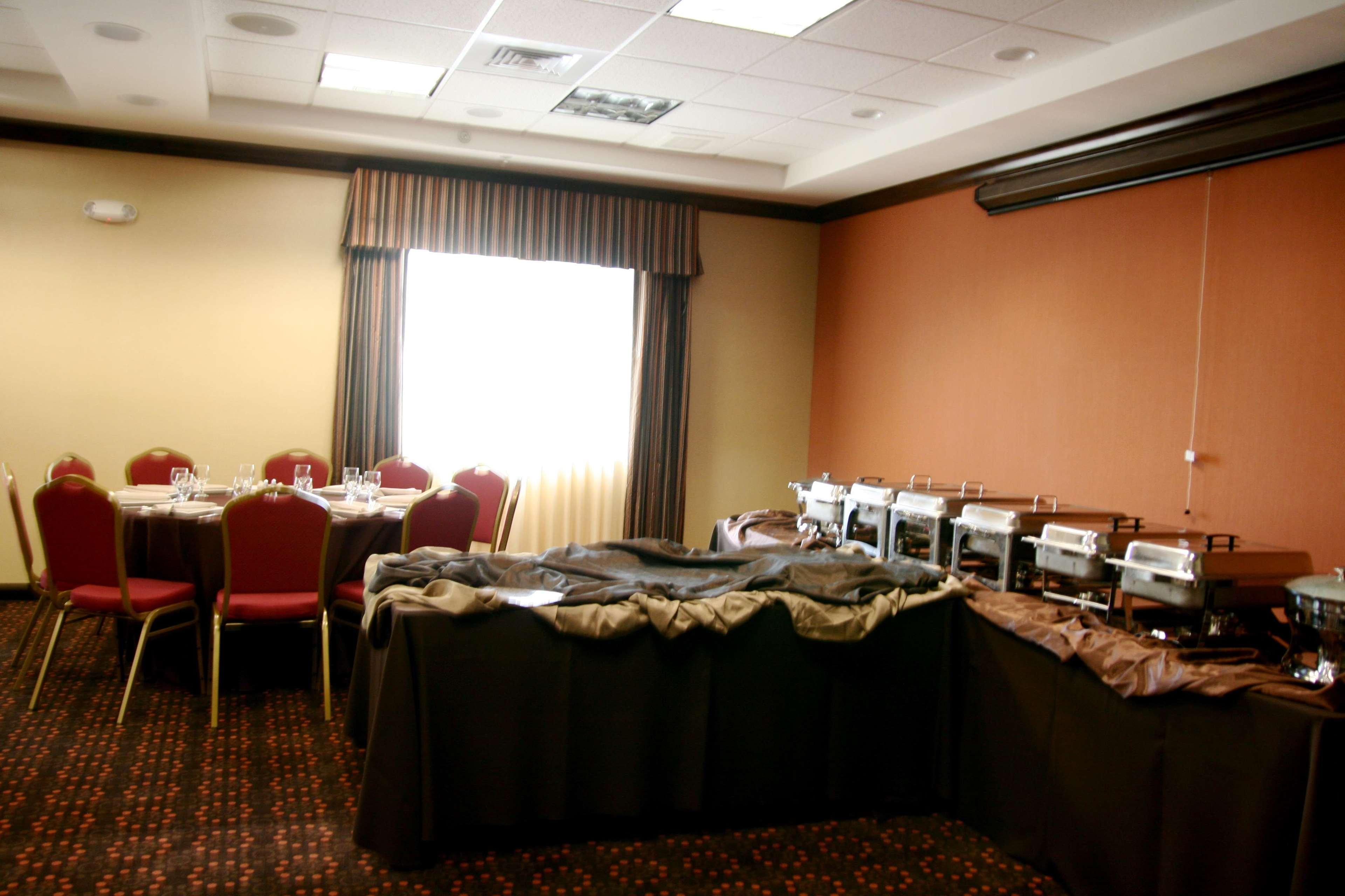 Hampton Inn & Suites Folsom Restaurant billede