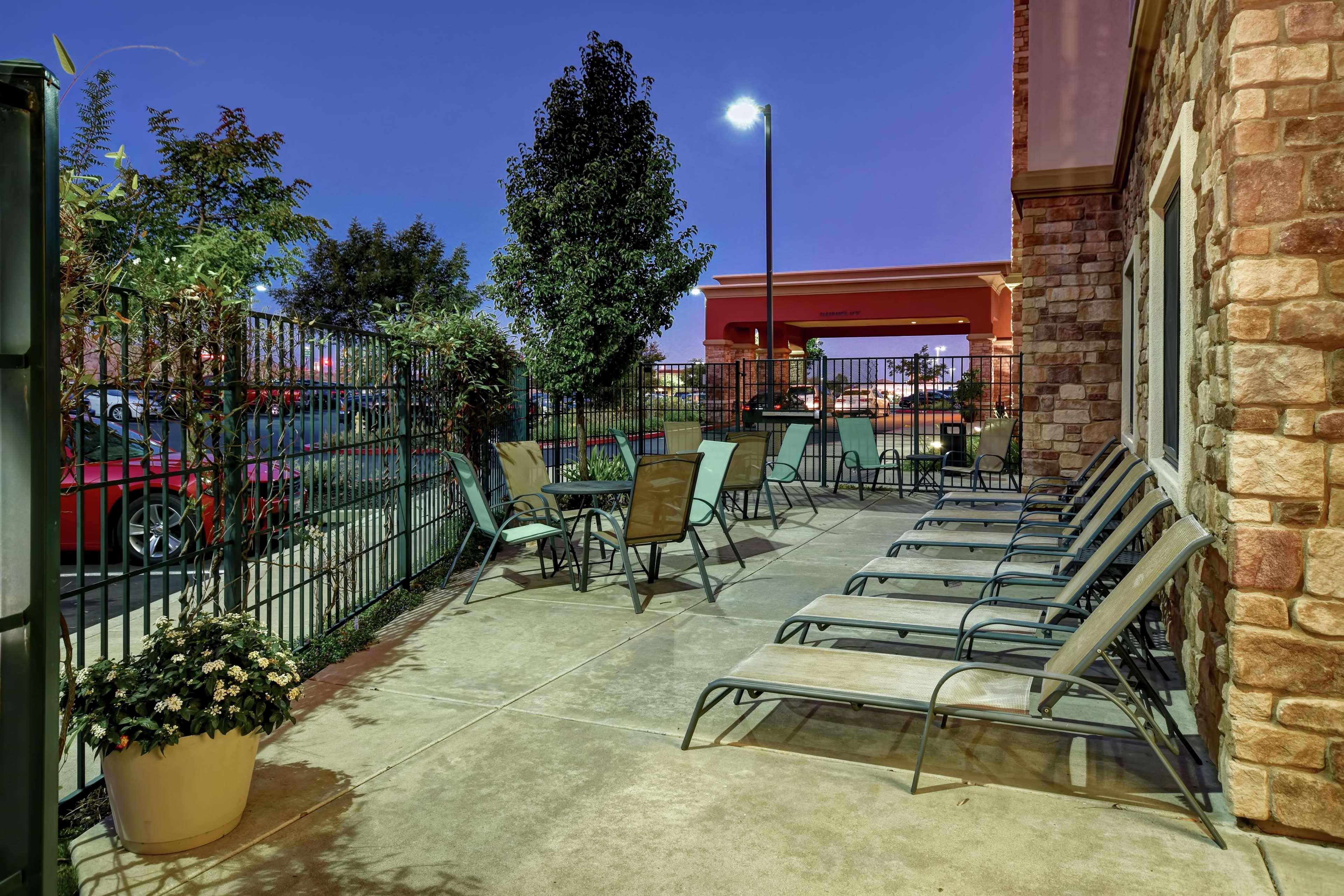 Hampton Inn & Suites Folsom Eksteriør billede
