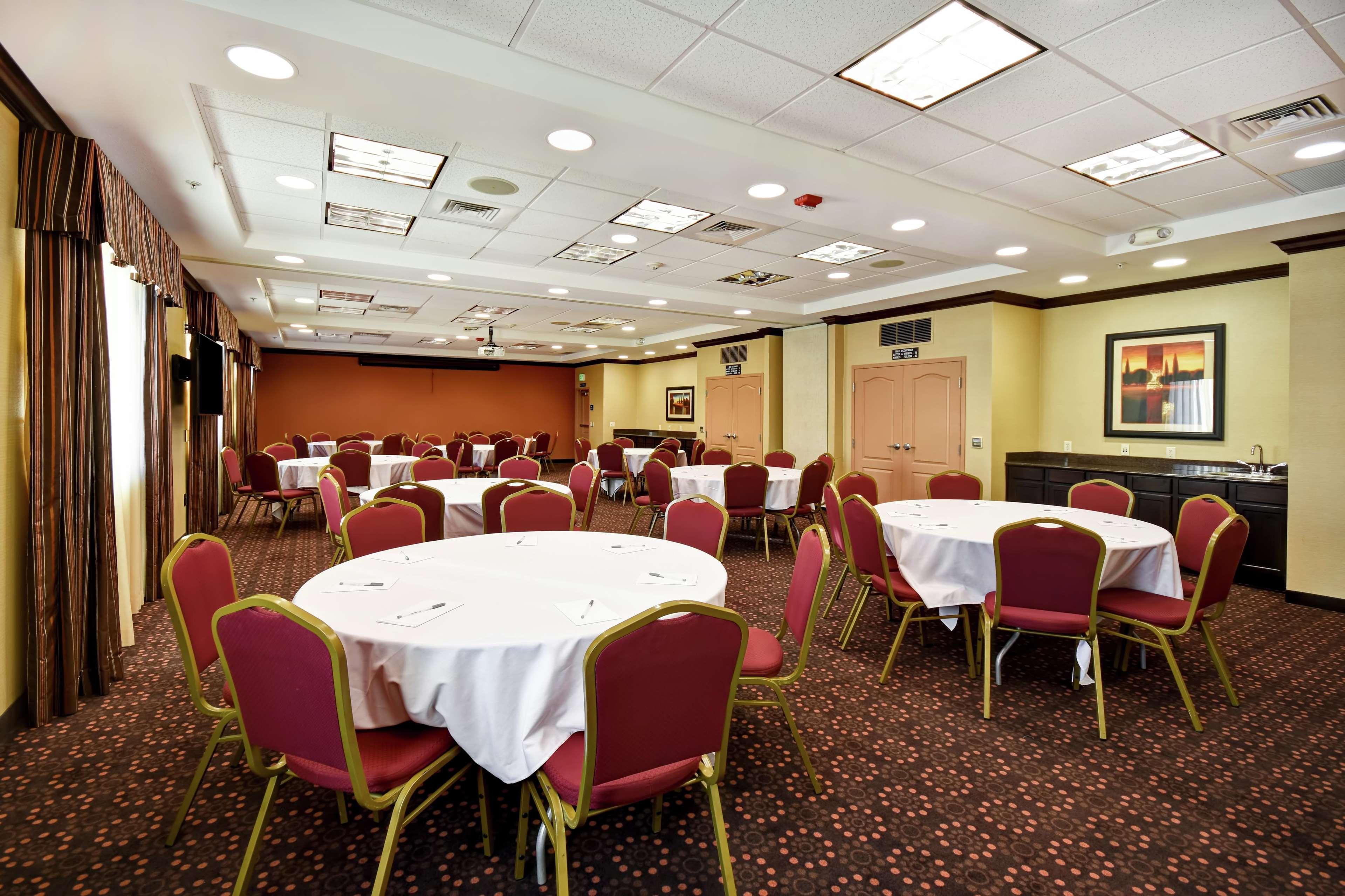 Hampton Inn & Suites Folsom Eksteriør billede