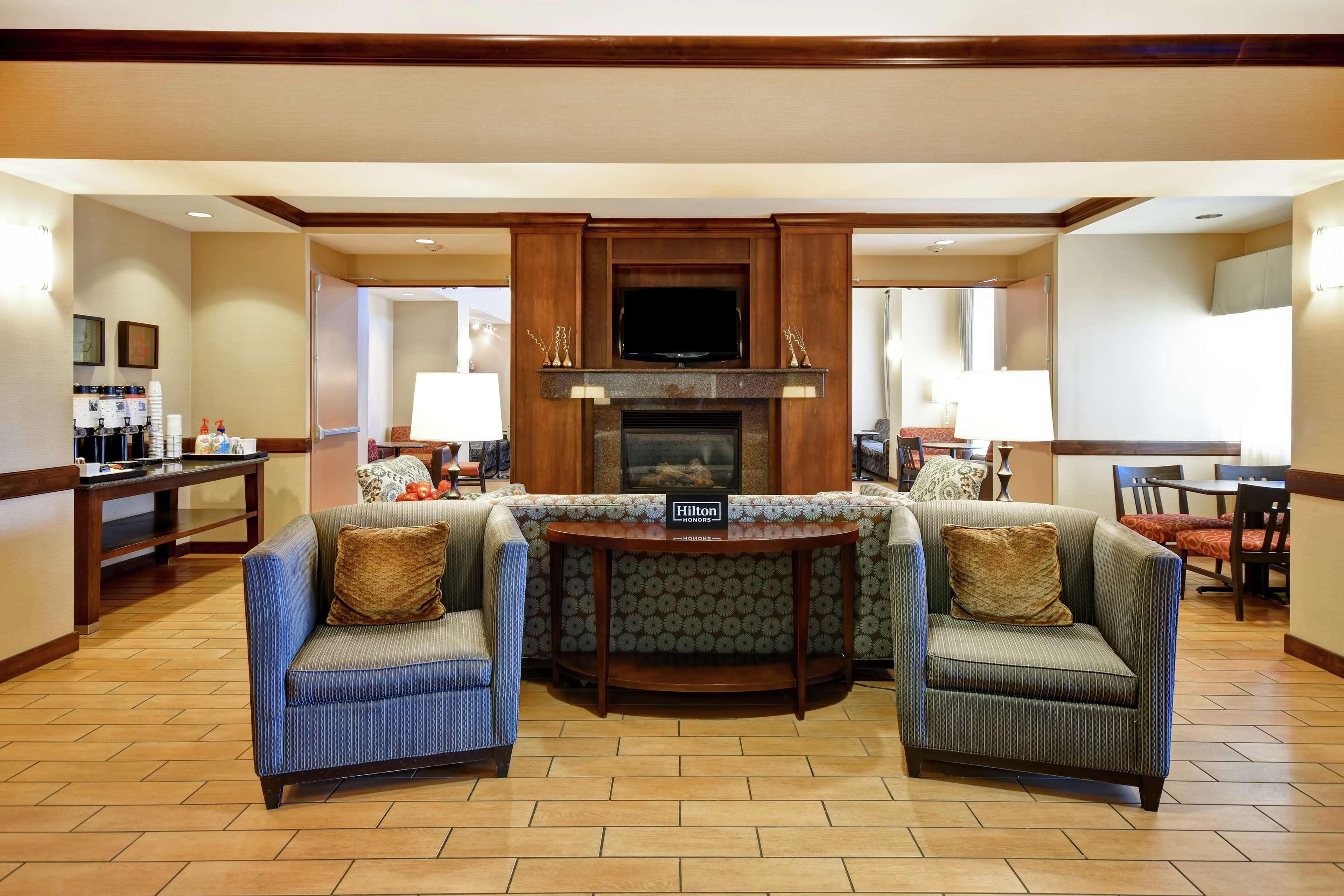 Hampton Inn & Suites Folsom Eksteriør billede