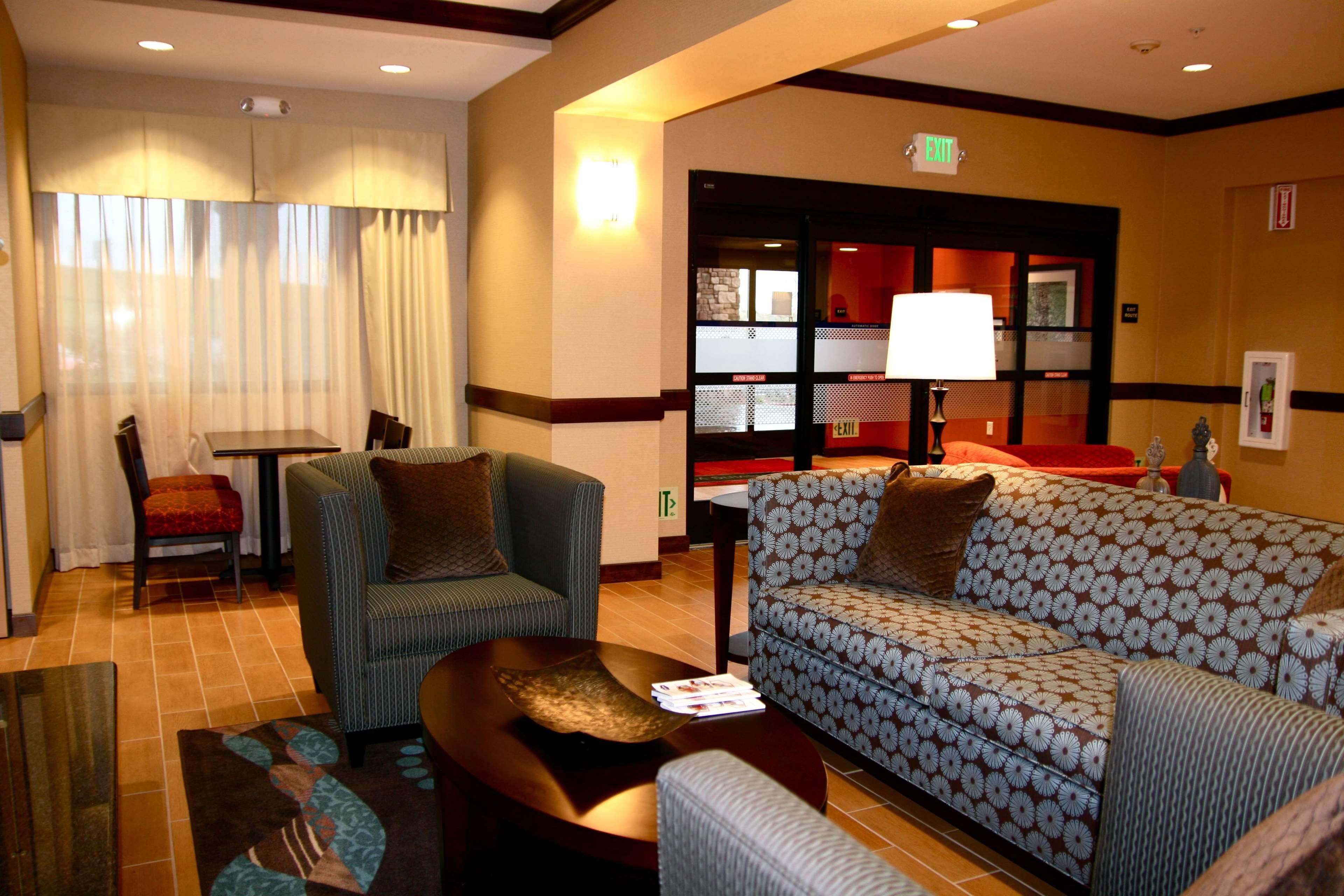 Hampton Inn & Suites Folsom Eksteriør billede